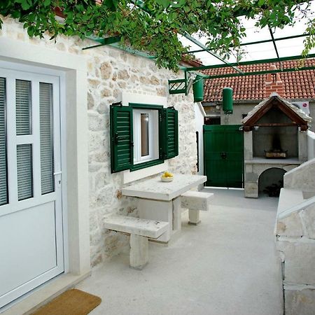 Apartment Menego A2 Bol-Center, Croatia Exterior photo